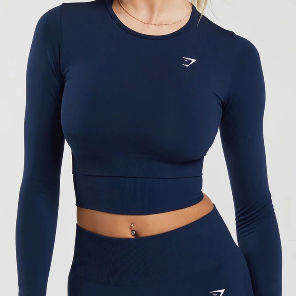 GYMSHARK - EVERYDAY SEAMLESS LONG SLEEVE CROP TOP